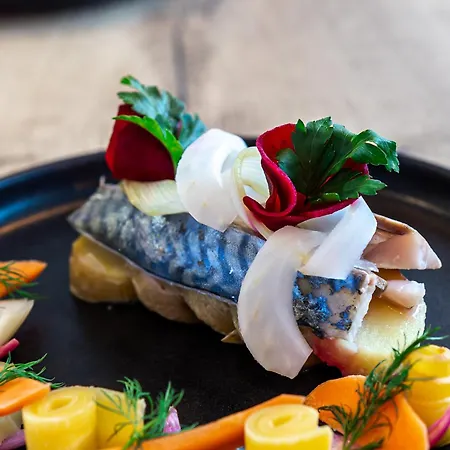 Le Bonhomique Apartament *